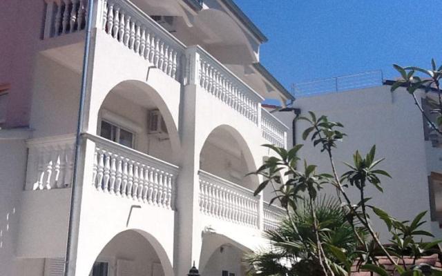 Villa Amelia – Szálláshely Vodice Horvátország