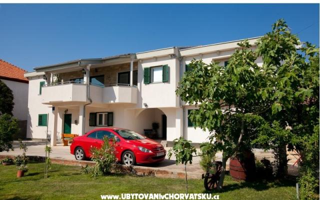 Apartmanok Deni – Szálláshely Zadar Horvátország
