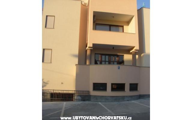 Apartmanok Bobi – Szálláshely Zadar Horvátország