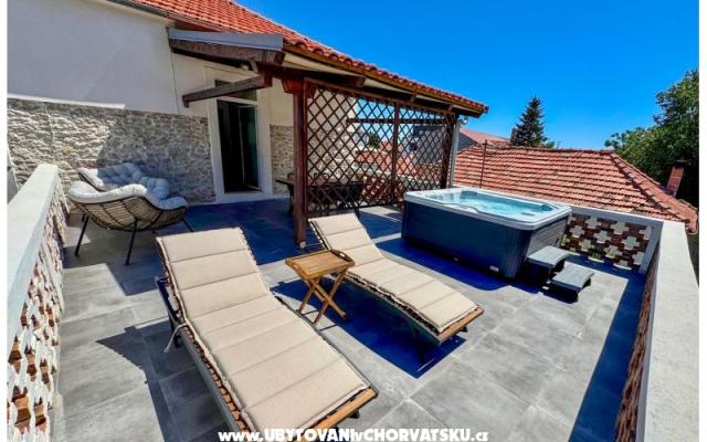 Apartmanok Karuzz – Szálláshely Zadar Horvátország