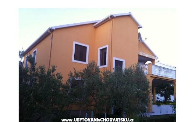 Apartmanok Antonia – Szálláshely Zadar Horvátország