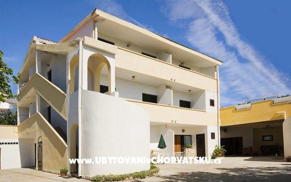 Apartman Ház Rtina – Szálláshely Zadar Horvátország