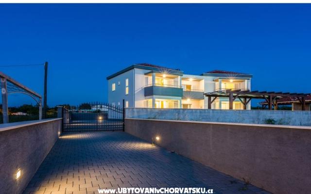 Apartmanok Villa More – Szálláshely Zaton Horvátország