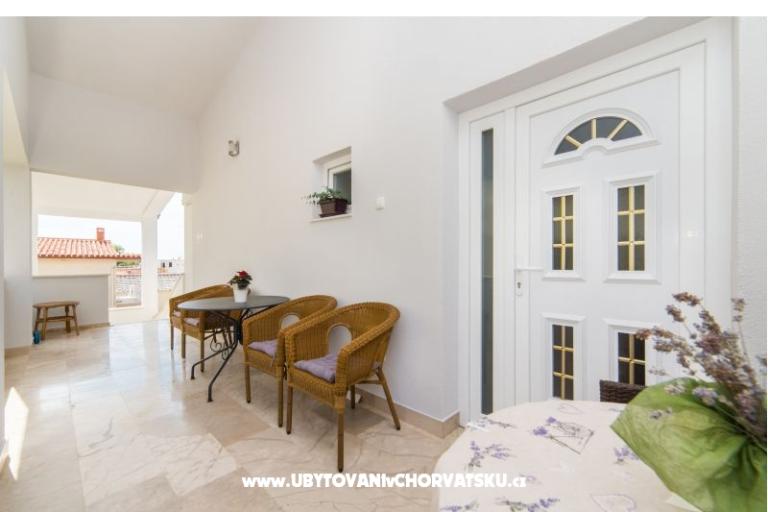 Apartmanok DIVNA – fotó 18