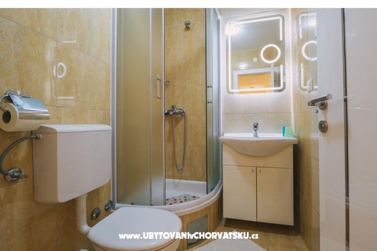 Deluxe Apartmanok Centar – fotó 4