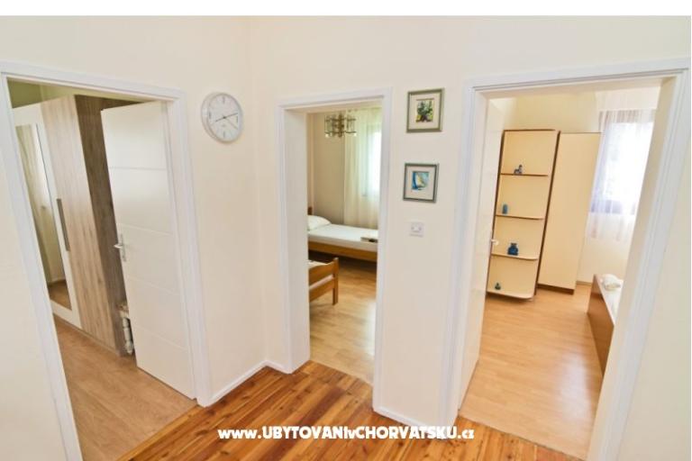 Apartmanok Ana – fotó 8