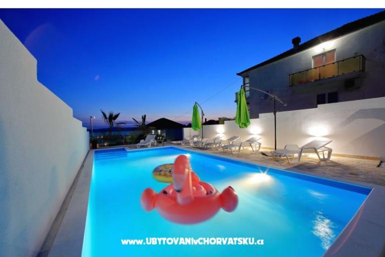 Apartman and pool Nika – fotó 14