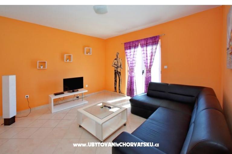Apartman and pool Nika – fotó 3