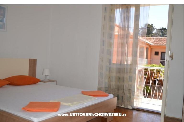 APARTMAN PAULINA/BIBINJE:4+2/STUDIO – fotó 7