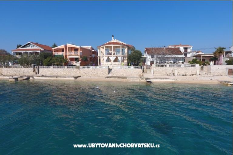 Apartmanok First row to the sea – fotó 6
