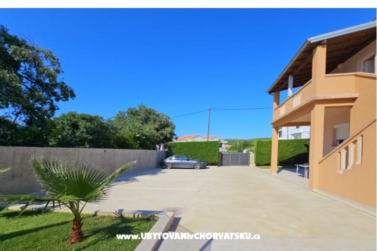Holiday Home Lucija – fotó 6