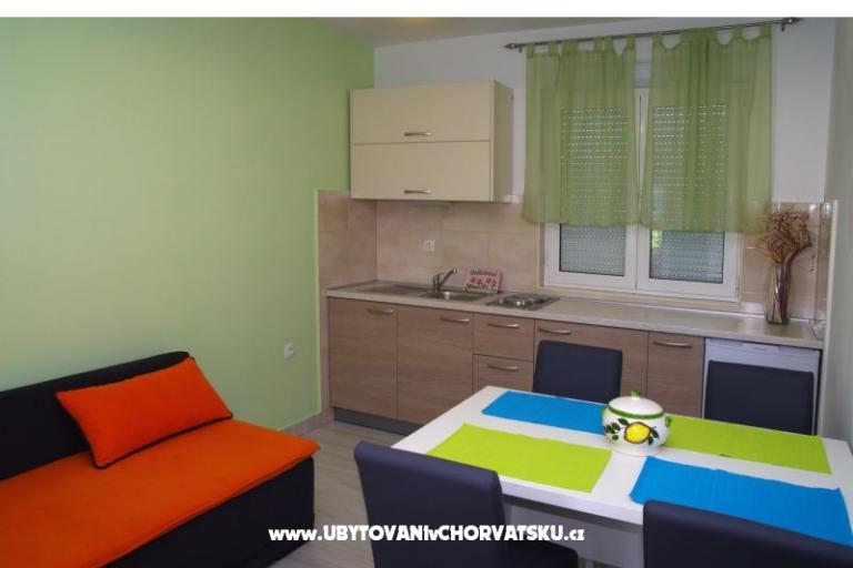 Apartmanok Lovre – fotó 2
