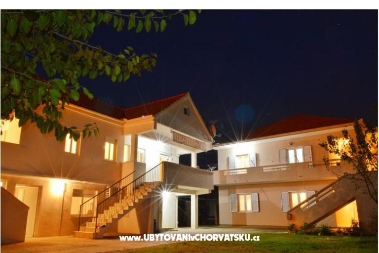 Apartmanok D – fotó 19