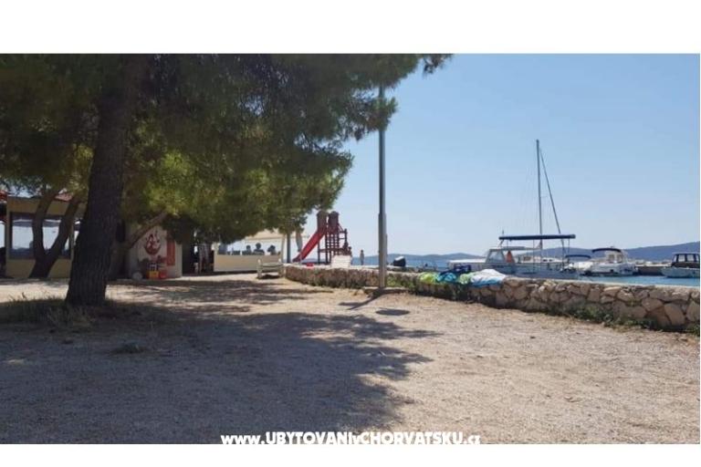 Apartmanok D – fotó 26