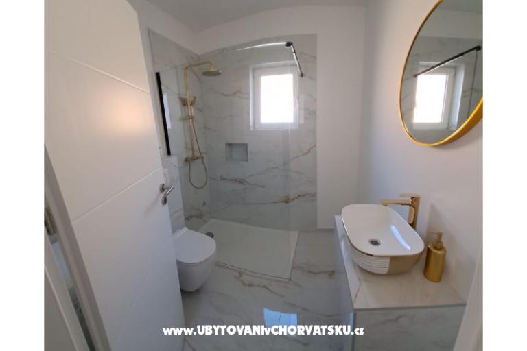 Apartmanok D – fotó 32