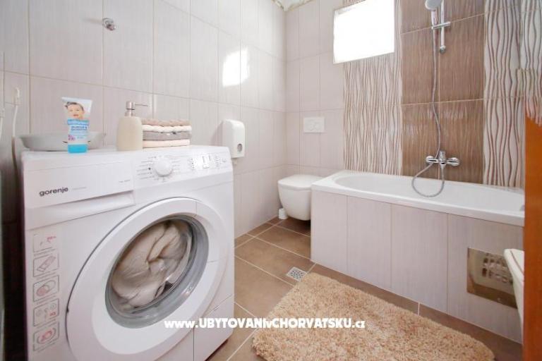 Apartmanok Ana – fotó 3