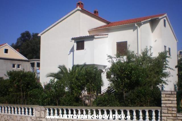 Apartmanok Clara – fotó 3