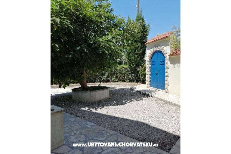 Holiday Apartmanok Helena – fotó 3