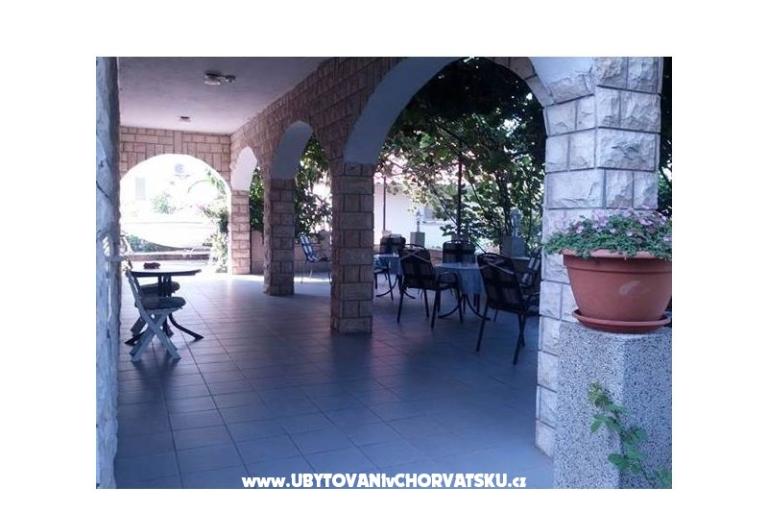 Sertic Apartmanok – fotó 2
