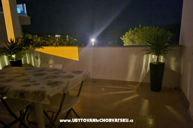 Apartman Mare - prvi red uz more – fotó 11