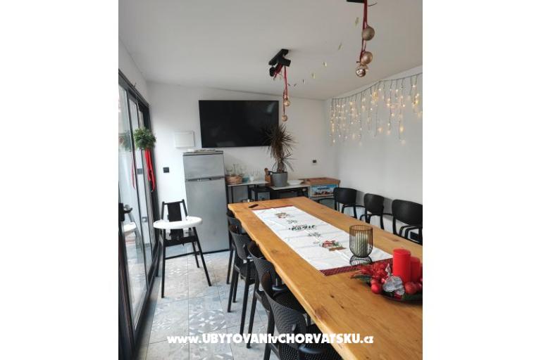 Apartmanok Petrina 2 – fotó 11