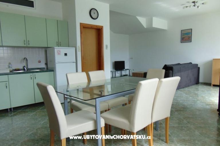 Apartmanok 7+ – fotó 8