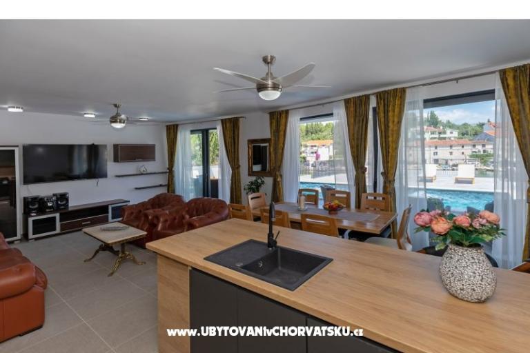Villa Rep Blace – fotó 34