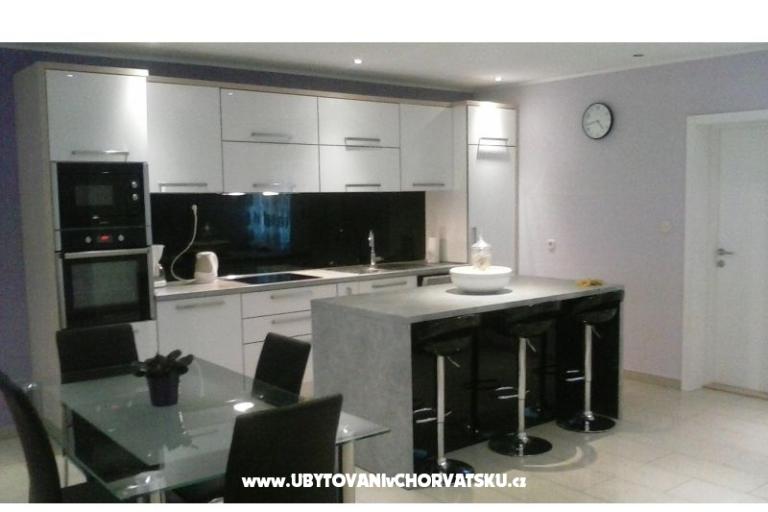 Apartmanok Ina – fotó 5
