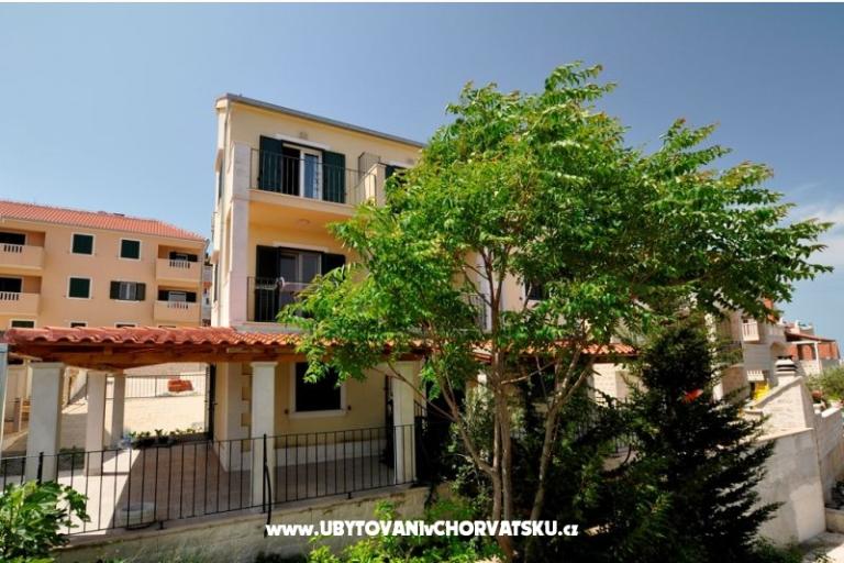 Apartmanok Karlena – fotó 3