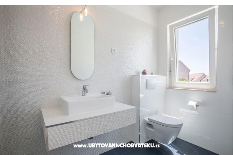 Villa Blanka Bol island Brac for 12 – fotó 8