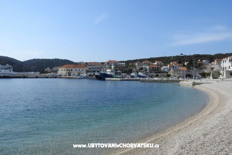 Luxury Apartmanok medencével – fotó 14