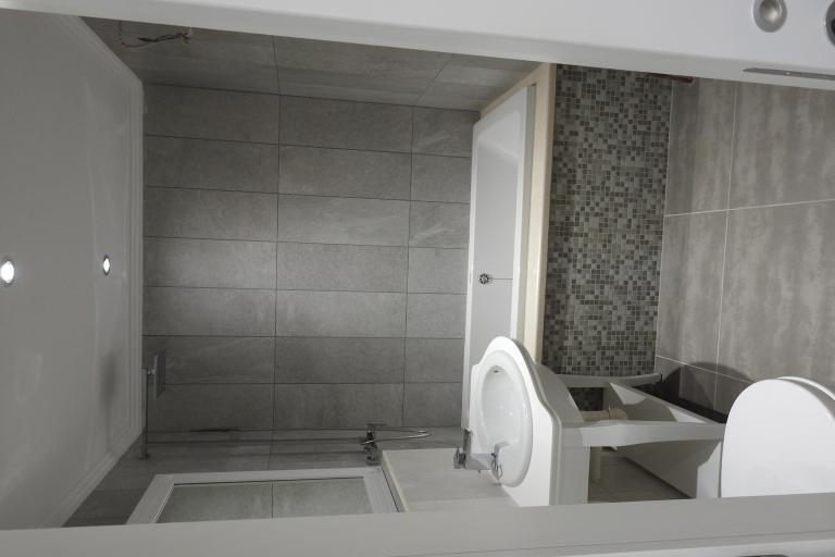 Luxury Apartmanok medencével – fotó 7
