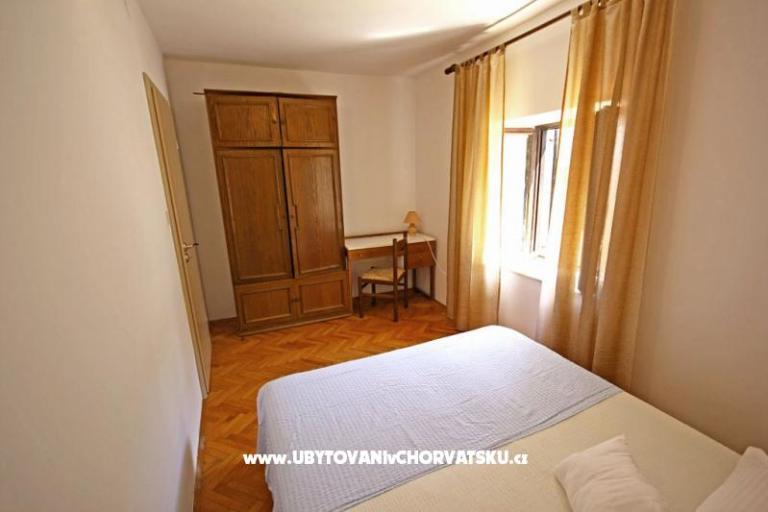 Stella Apartmanok Bol – fotó 6
