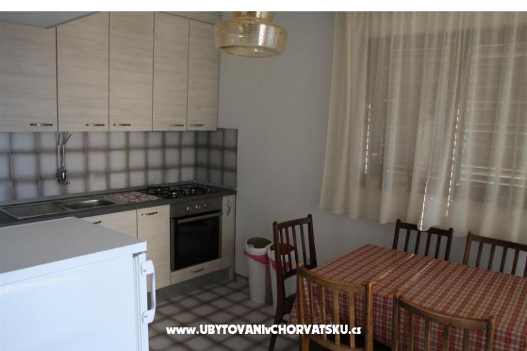 Apartmanok &amp; Szobák Nena – fotó 6
