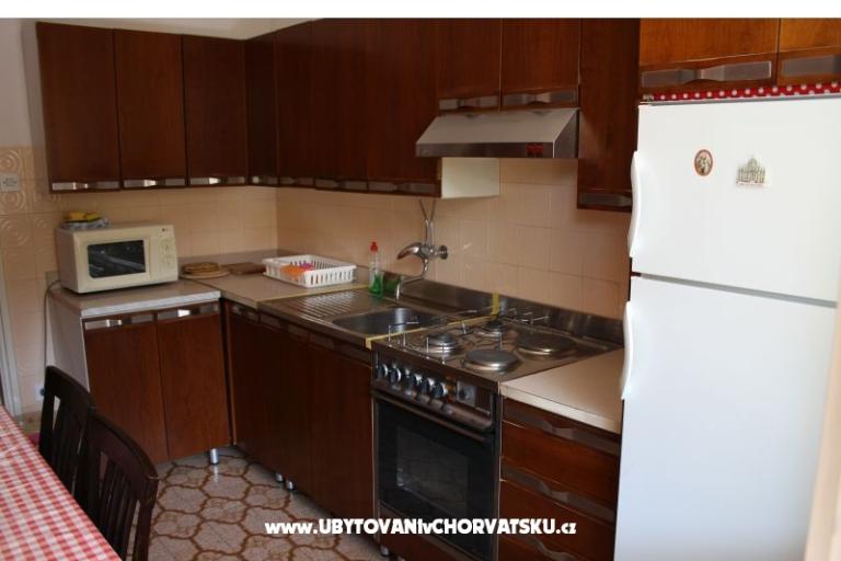 Apartmanok &amp; Szobák Nena – fotó 8