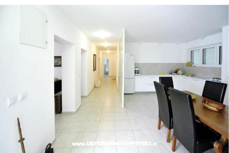 Luxury Apartman Brela – fotó 3