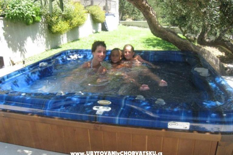 Luxury Villa-swimingpool,sauna,jacu – fotó 6