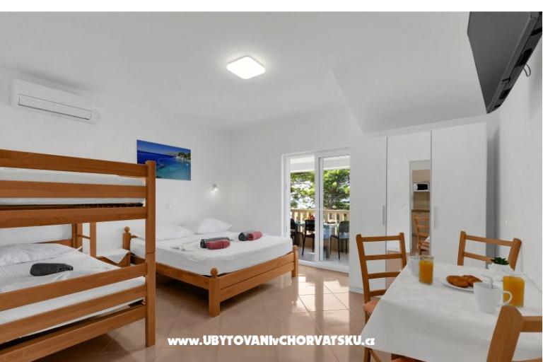 Pine Canopy Studios and Apartmanok – fotó 18
