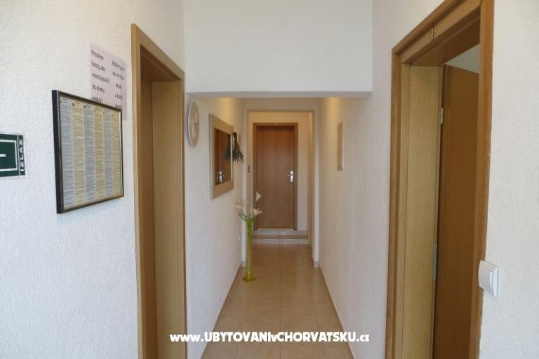 Studio Apartmanok Slavko – fotó 15
