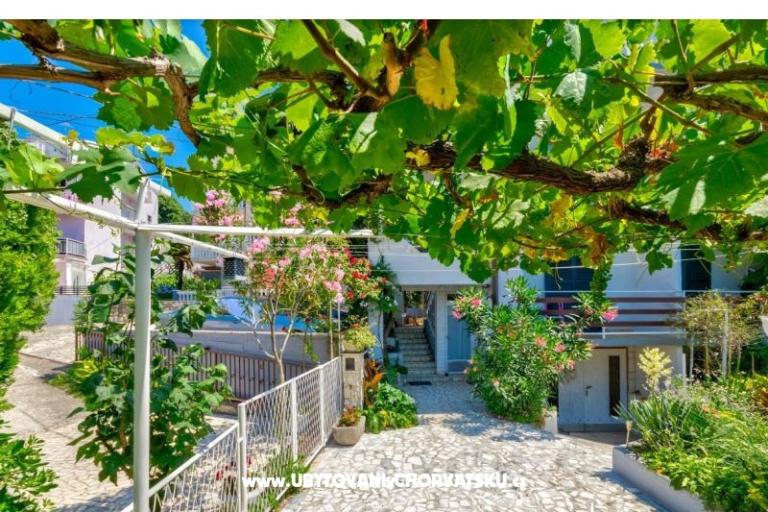 Apartmanok Ira – fotó 6