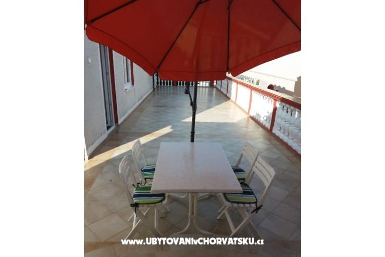 Apartmanok Nina – fotó 2