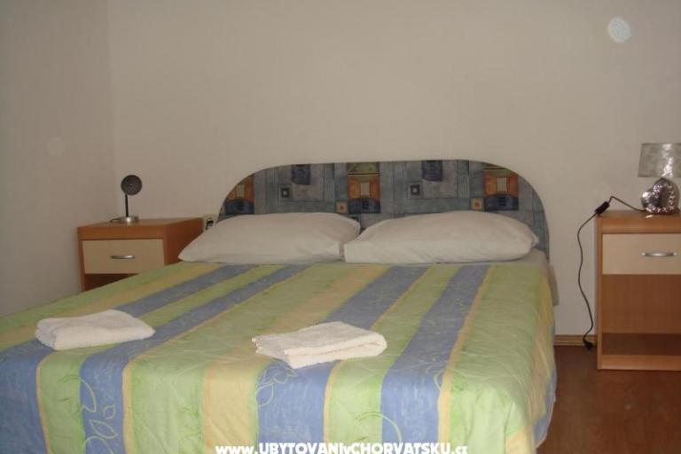 Apartmanok Andrea Drvenik – fotó 14