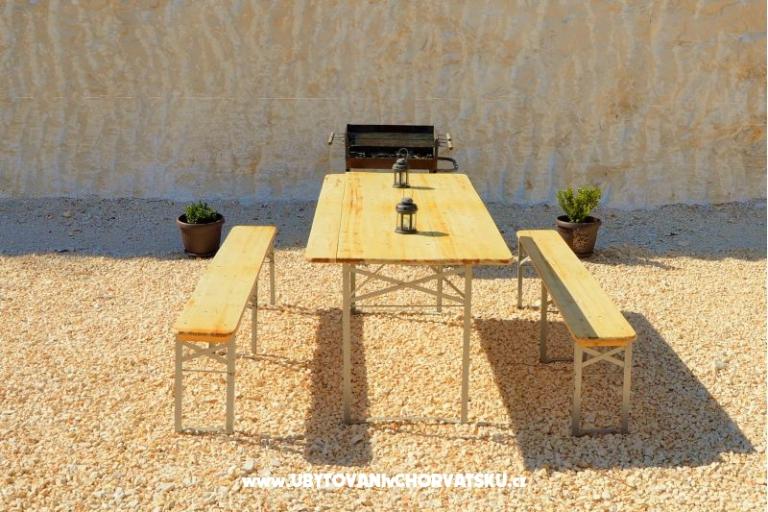 Apartmanok Johnny Drvenik – fotó 3