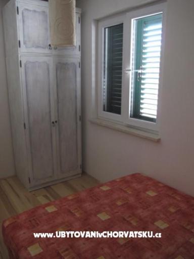 Old Woman’s Hip – fotó 6