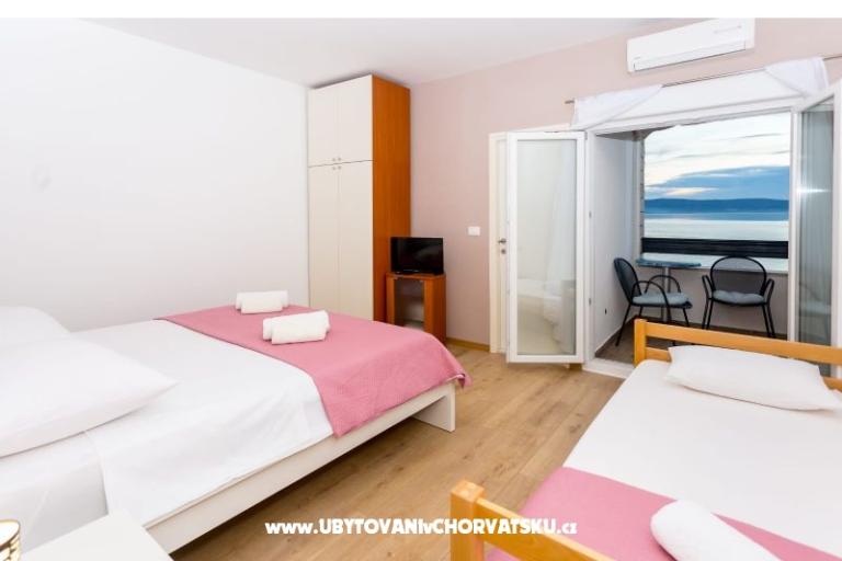 Family Apartmanok Korda – fotó 13