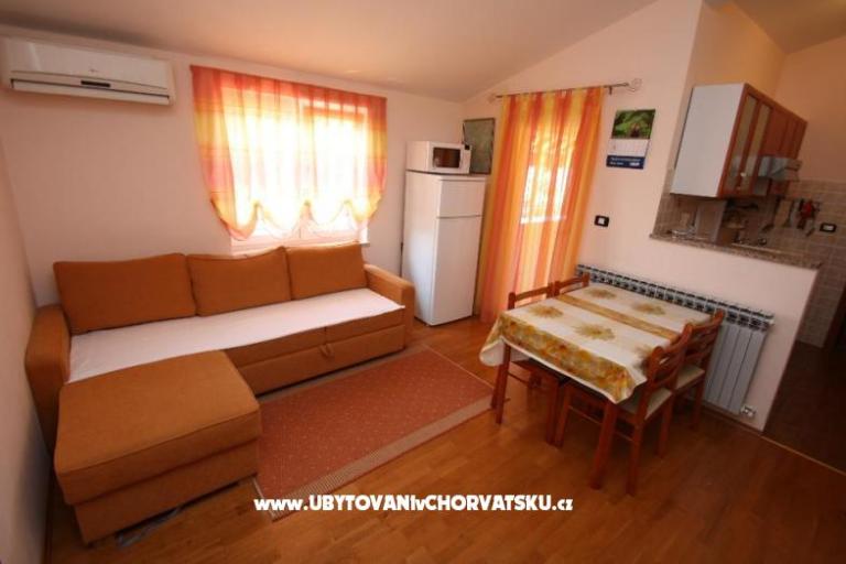 Apartmanok Jeromela  – fotó 17