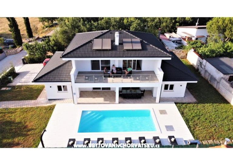 Villa Hedonistra – fotó 2