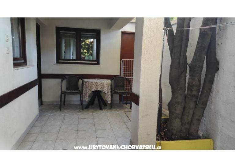 Apartmanok Ela – fotó 16