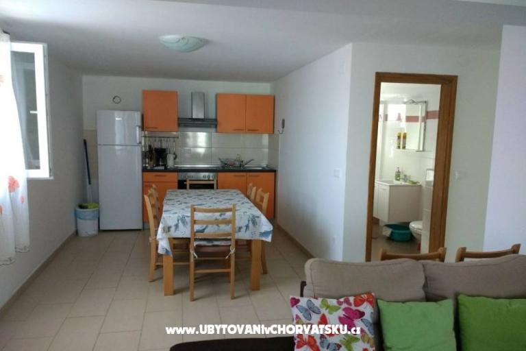Apartmanok Ela – fotó 18