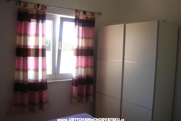 Apartmanok Roje Sv. Filip i Jakov – fotó 13